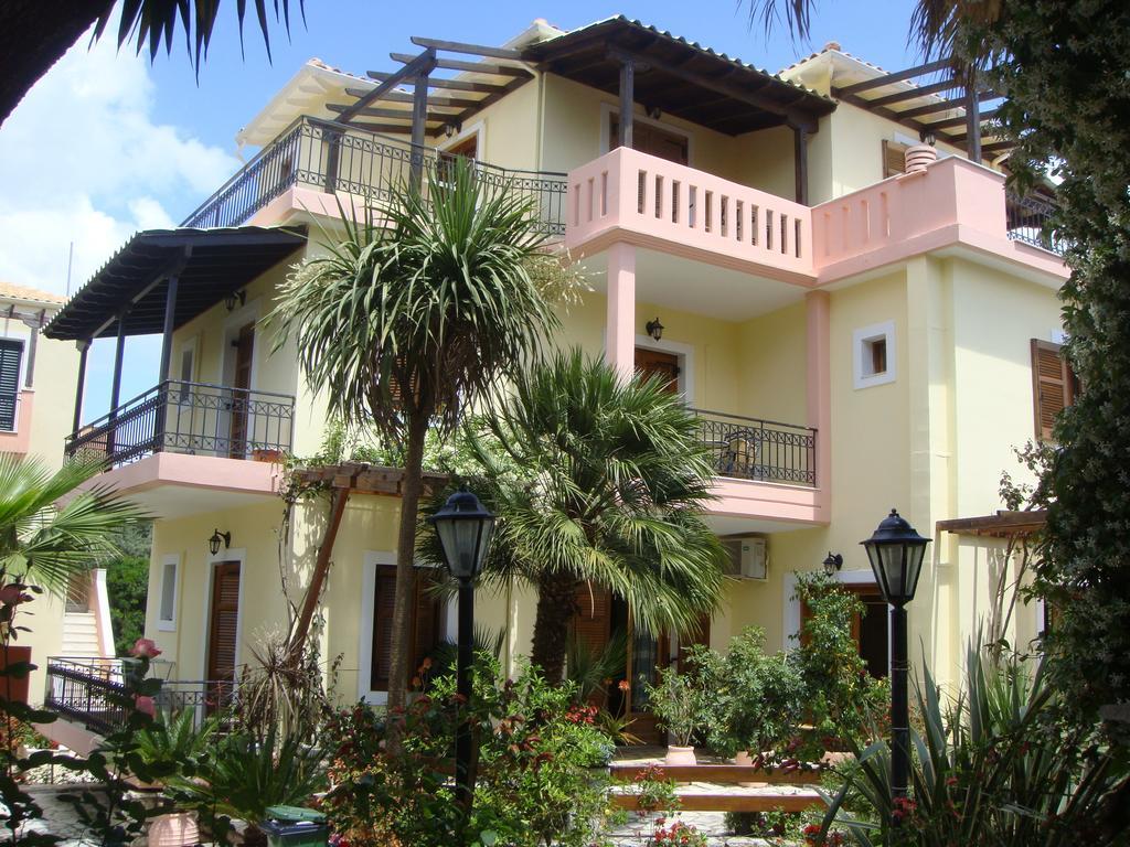 Philippos Hotel Apartments Nikiana Extérieur photo