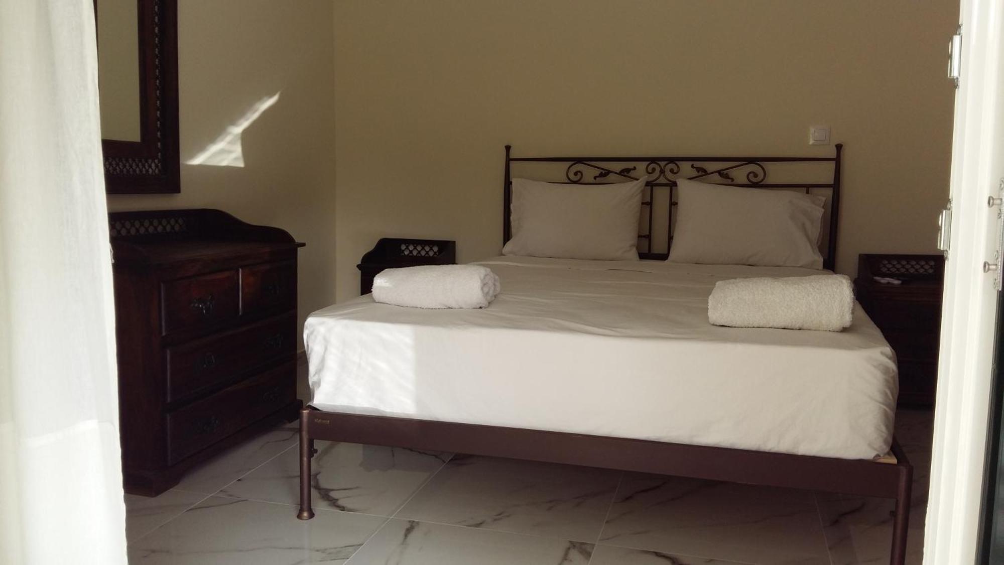 Philippos Hotel Apartments Nikiana Extérieur photo