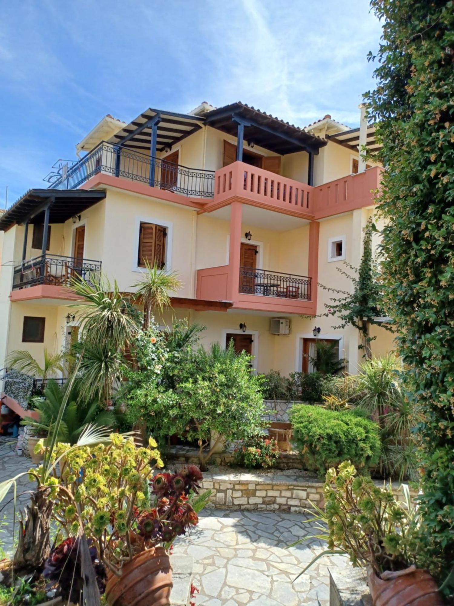 Philippos Hotel Apartments Nikiana Extérieur photo