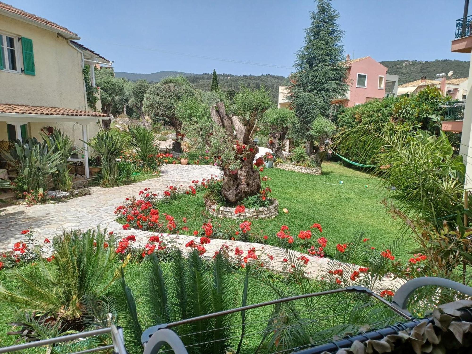 Philippos Hotel Apartments Nikiana Extérieur photo