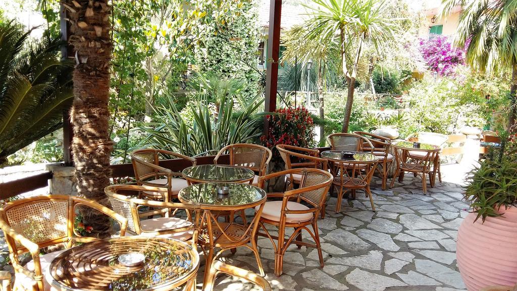 Philippos Hotel Apartments Nikiana Extérieur photo