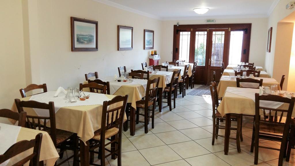 Philippos Hotel Apartments Nikiana Extérieur photo
