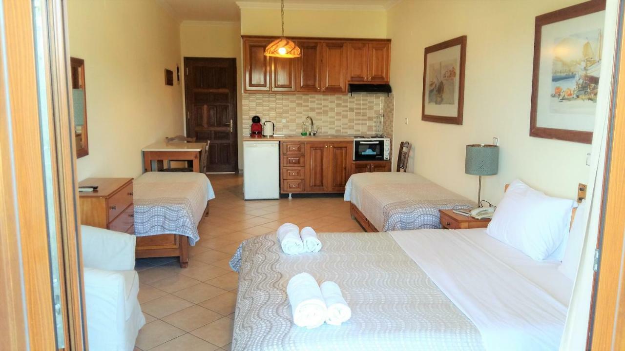 Philippos Hotel Apartments Nikiana Extérieur photo