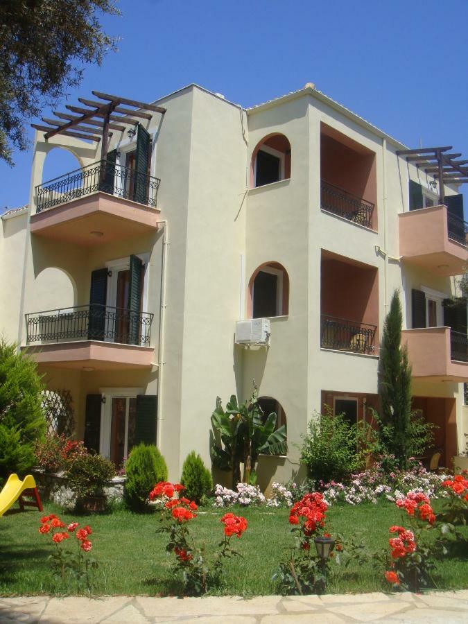 Philippos Hotel Apartments Nikiana Extérieur photo